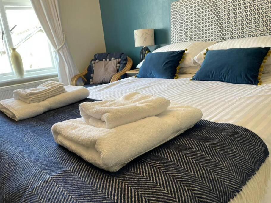 Rockferry 3 Bed Central Apartment + Parking Permit Dartmouth Dış mekan fotoğraf
